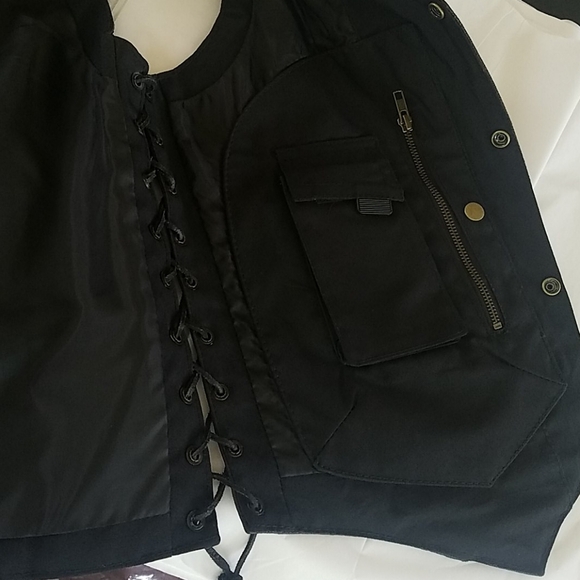 NWT 100%LEATHER VEST W/GUN POCKET BLANK SLATE TO MAKE IT LOOK LIKE YOU&YOUR BIKE - Picture 8 of 12